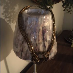 Fashion Brown gold tone necklace.